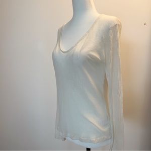 Super soft loose cover long sleeve top. Design and made in Korea. Double sided